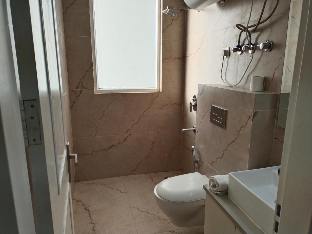 Saltstayz Sector 52 - Ardee City Mall Gurgaon Bagian luar foto