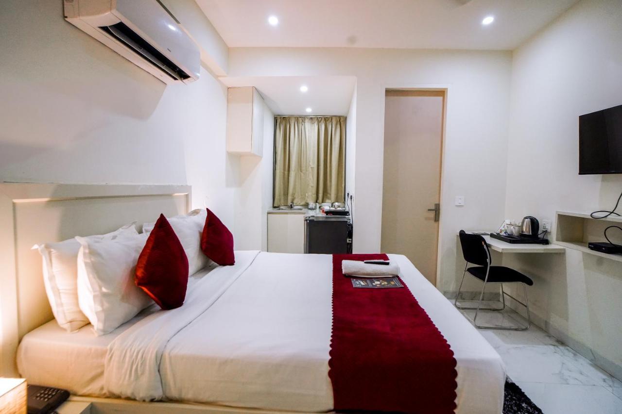 Saltstayz Sector 52 - Ardee City Mall Gurgaon Bagian luar foto